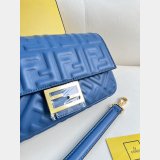 7 Star fendi Iconic Baguette Medium bag 211