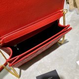 Replicas Saint Laurent Becky Large chain bag in quilted lambskin