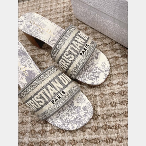 Replica Designer Dior Dway One-word embroidered slippers Shoes Online