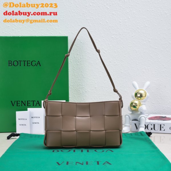 Fashion Club Bottega Veneta Cassette Intreccio 7741 Replica Bag